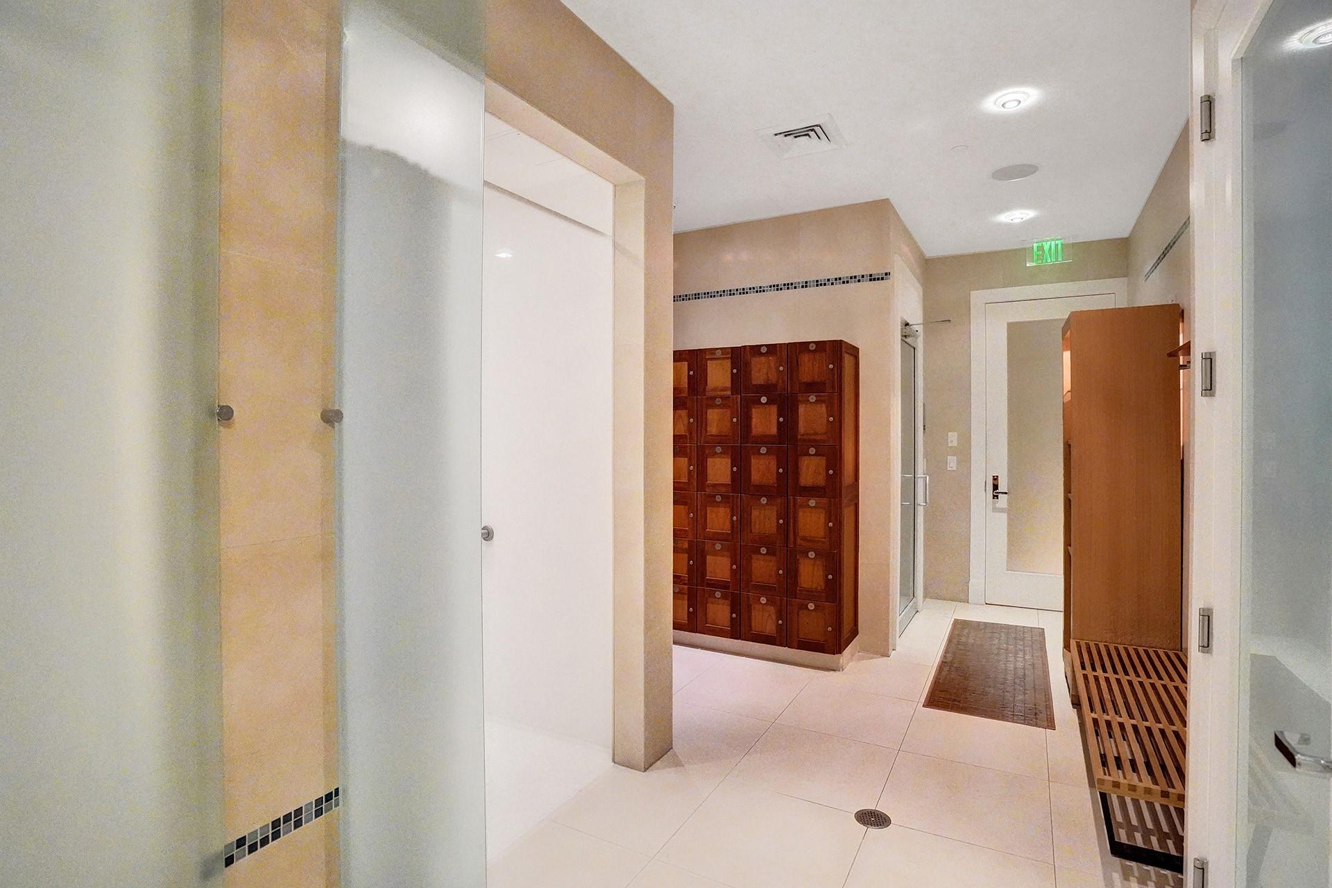 2831 N Ocean Blvd 905N