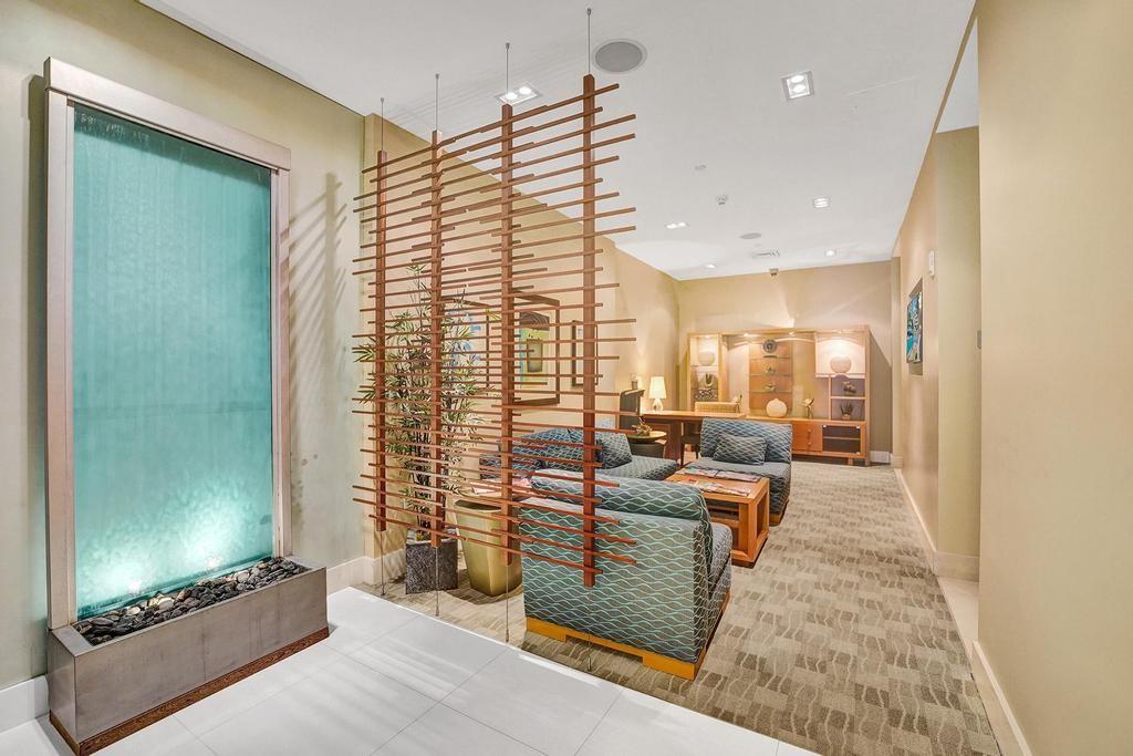 2831 N Ocean Blvd 905N