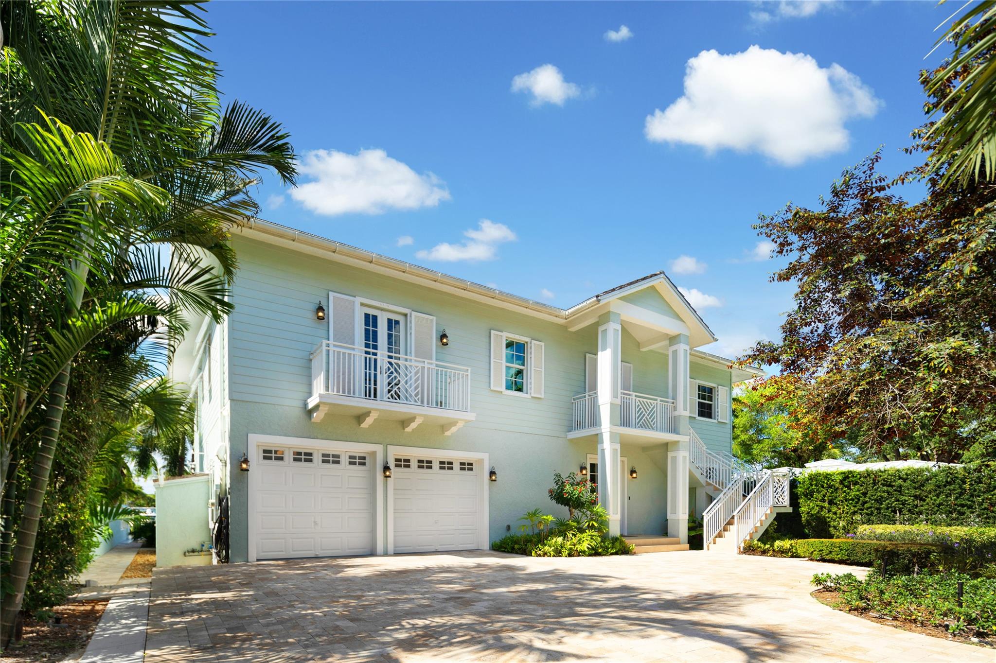 716 Bryan Pl