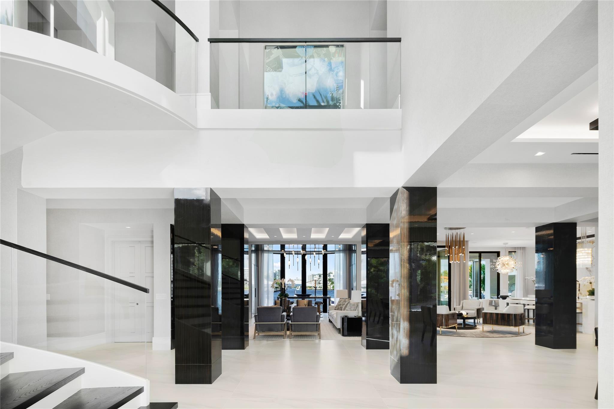 2519 Aqua Vista Blvd