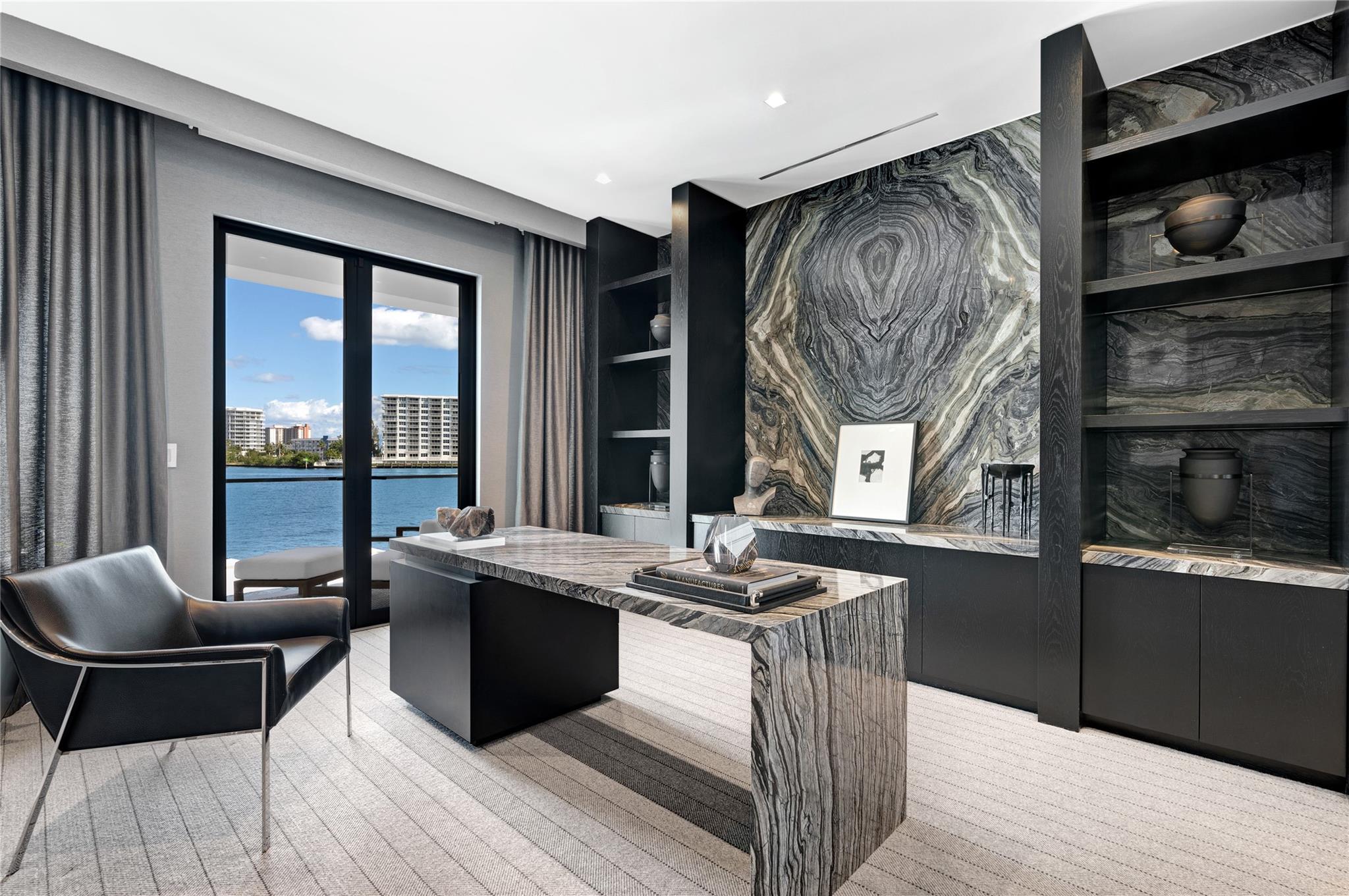 2519 Aqua Vista Blvd