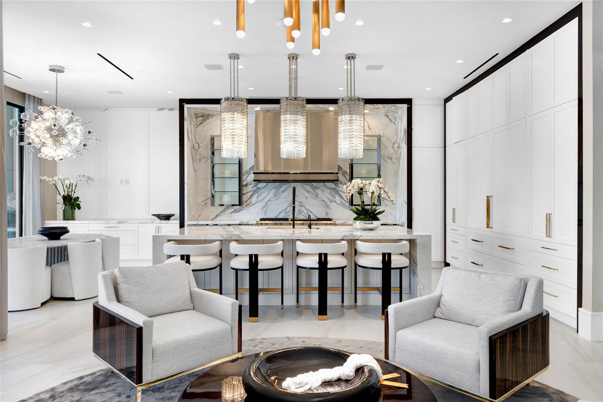 2519 Aqua Vista Blvd