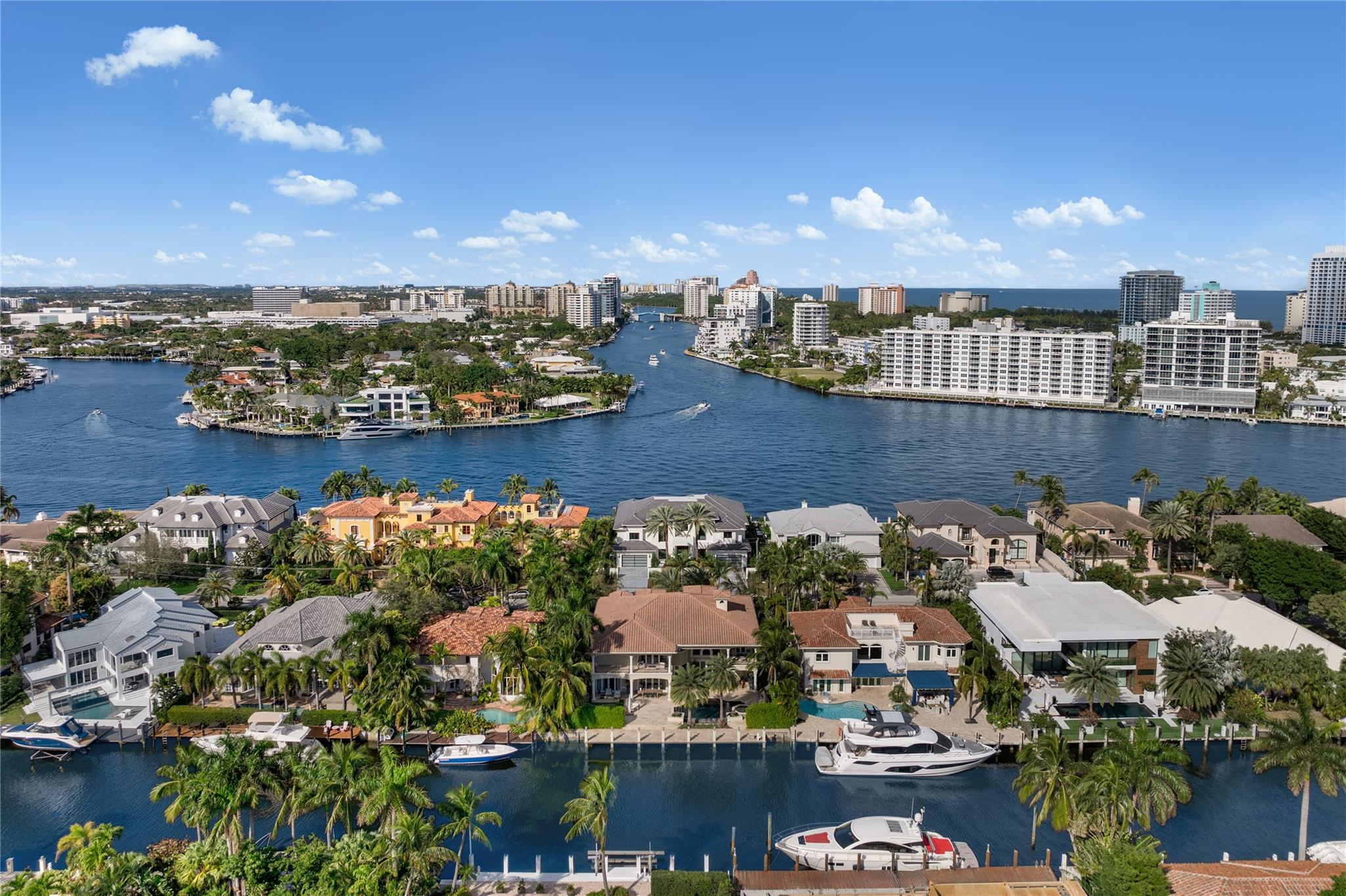 2519 Aqua Vista Blvd