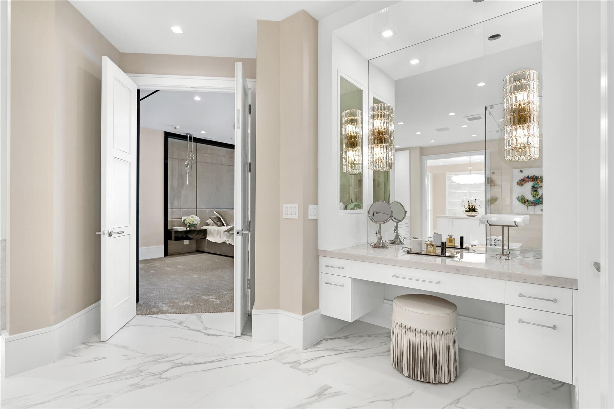 2519 Aqua Vista Blvd