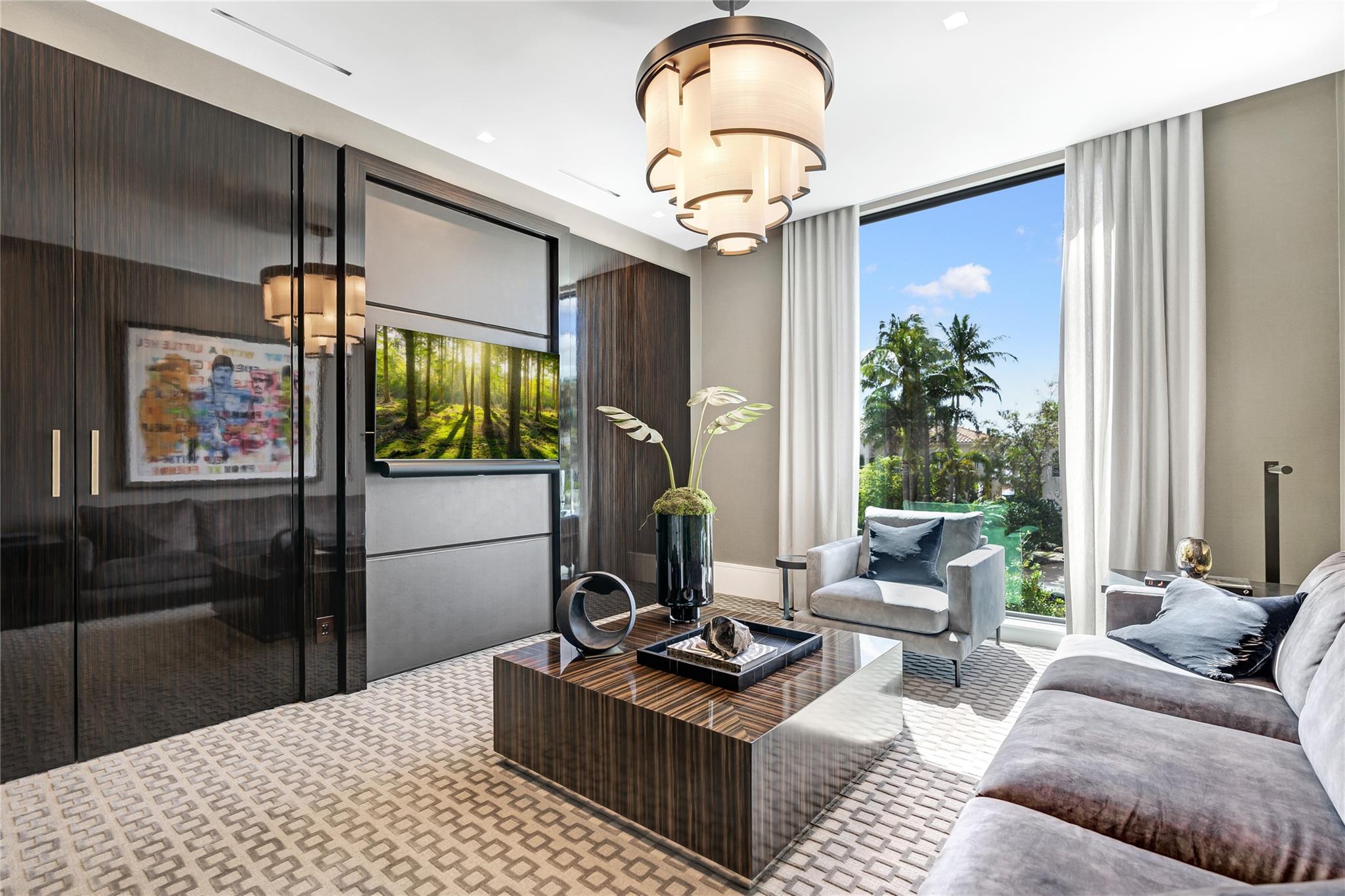 2519 Aqua Vista Blvd