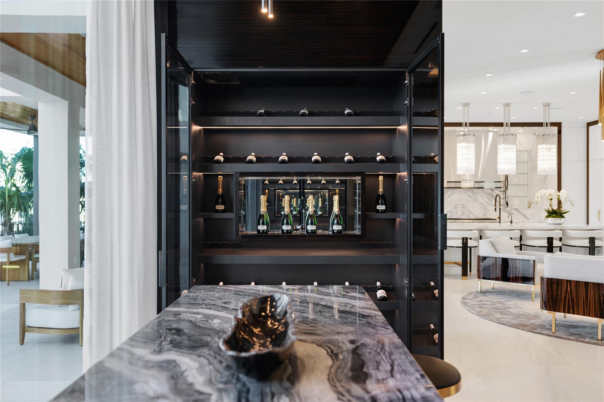 2519 Aqua Vista Blvd