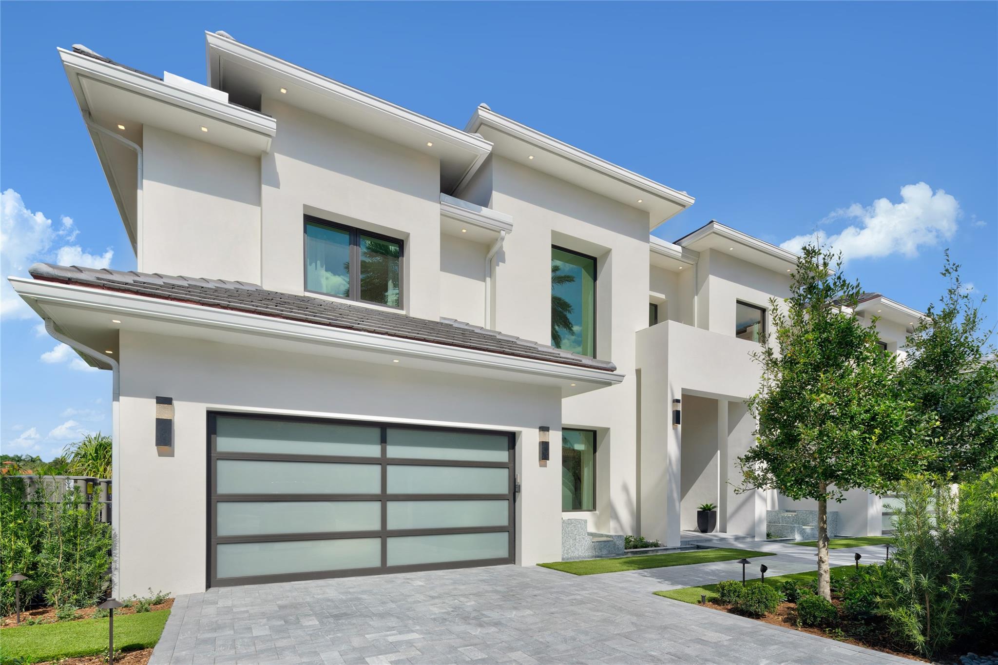 2519 Aqua Vista Blvd