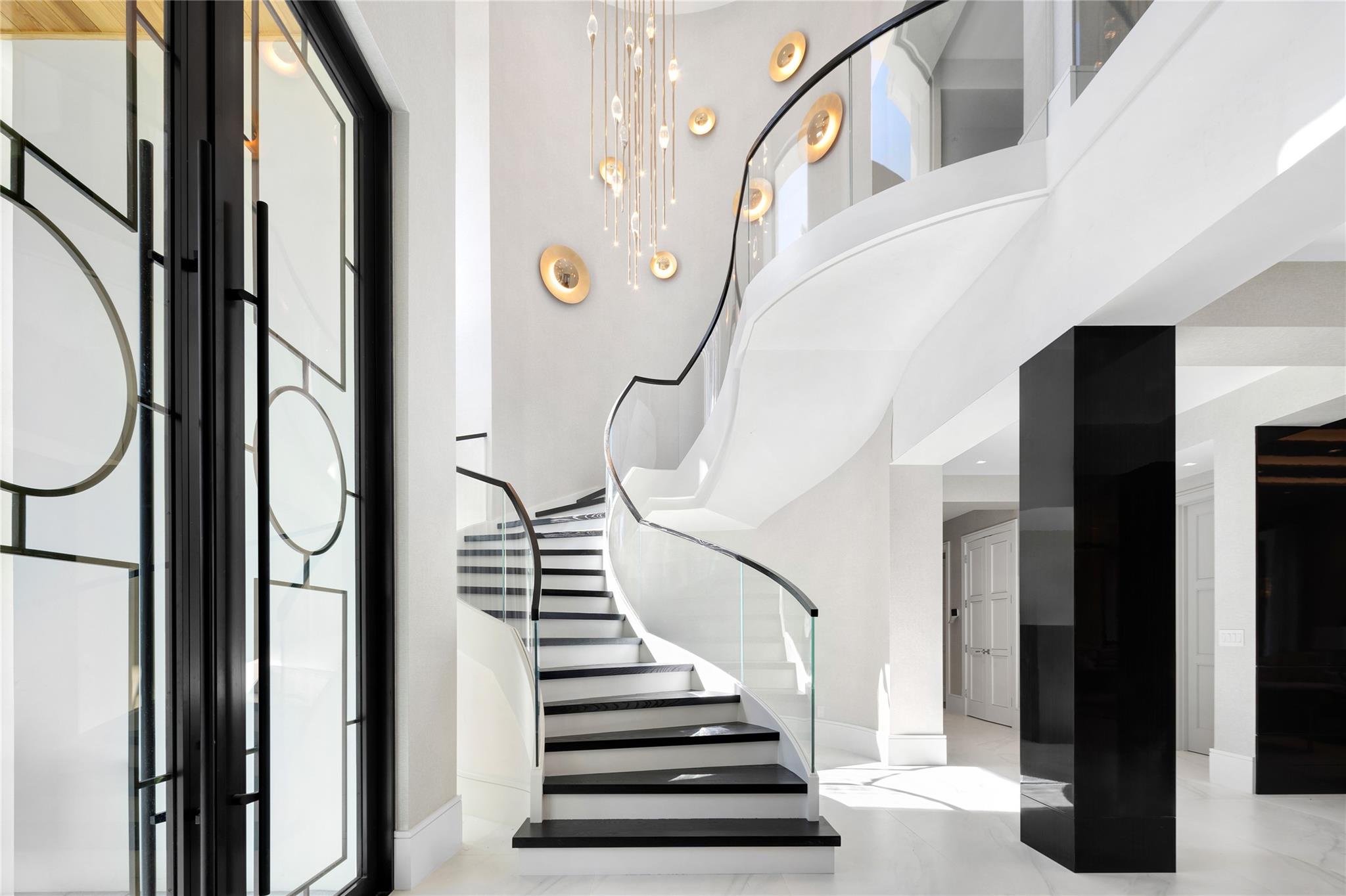 2519 Aqua Vista Blvd