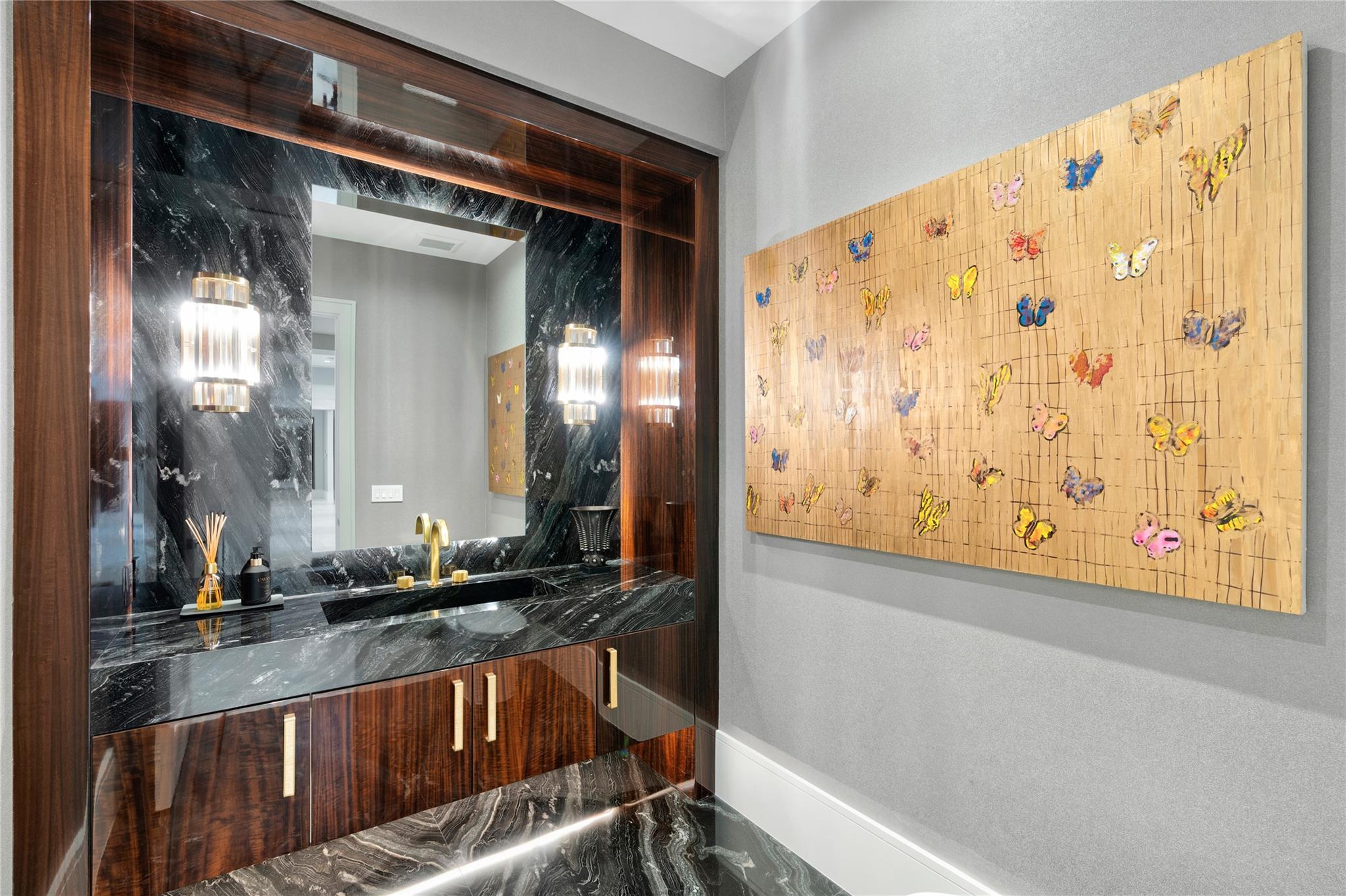 2519 Aqua Vista Blvd