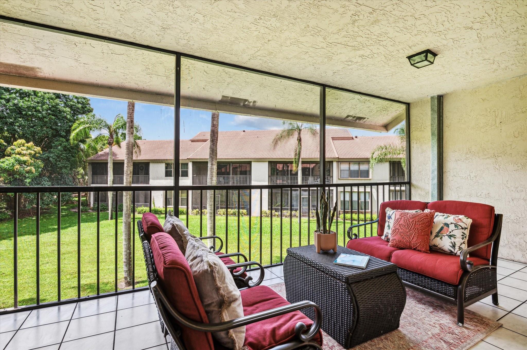 5750 Coach House Cir