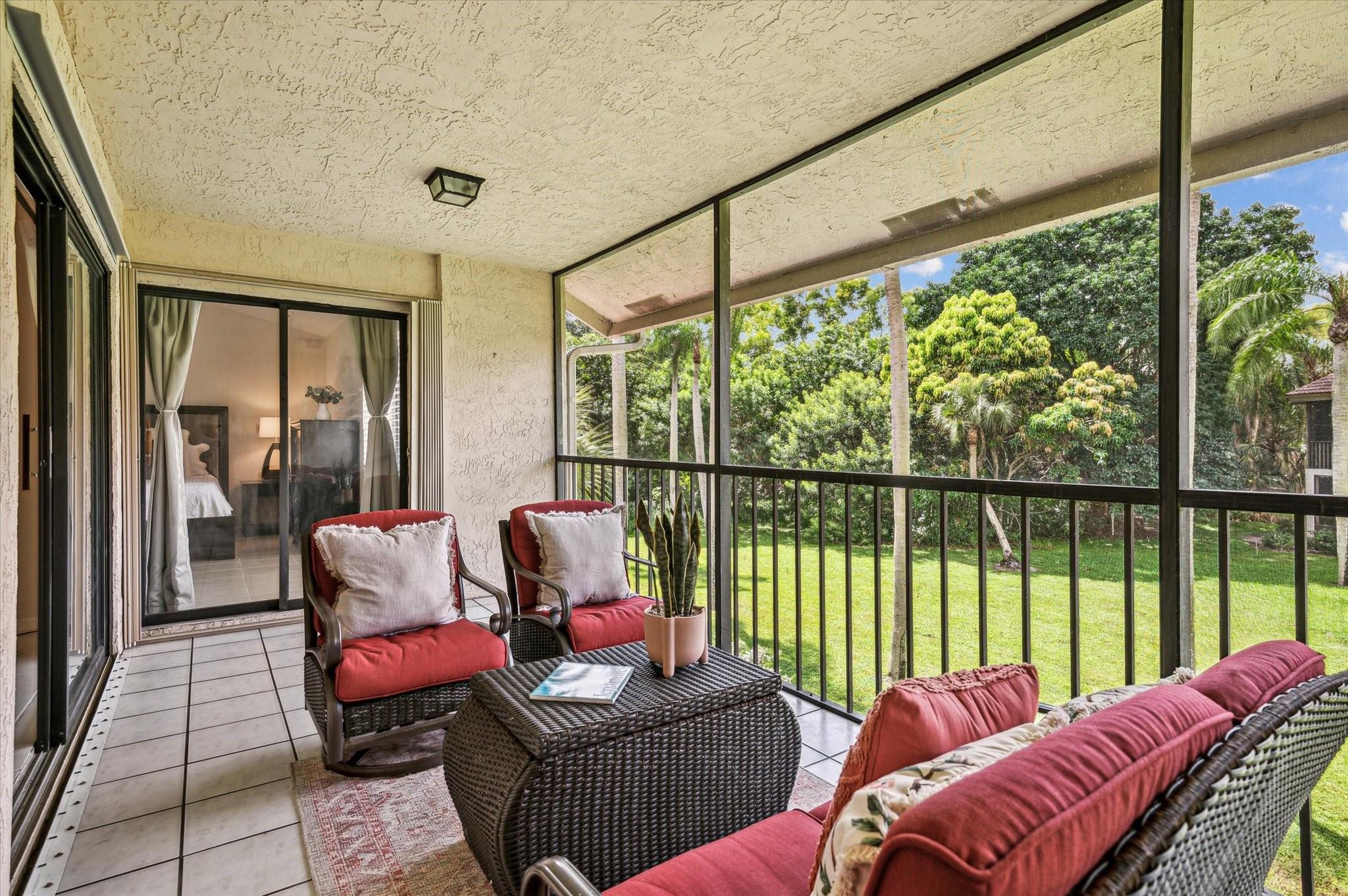 5750 Coach House Cir