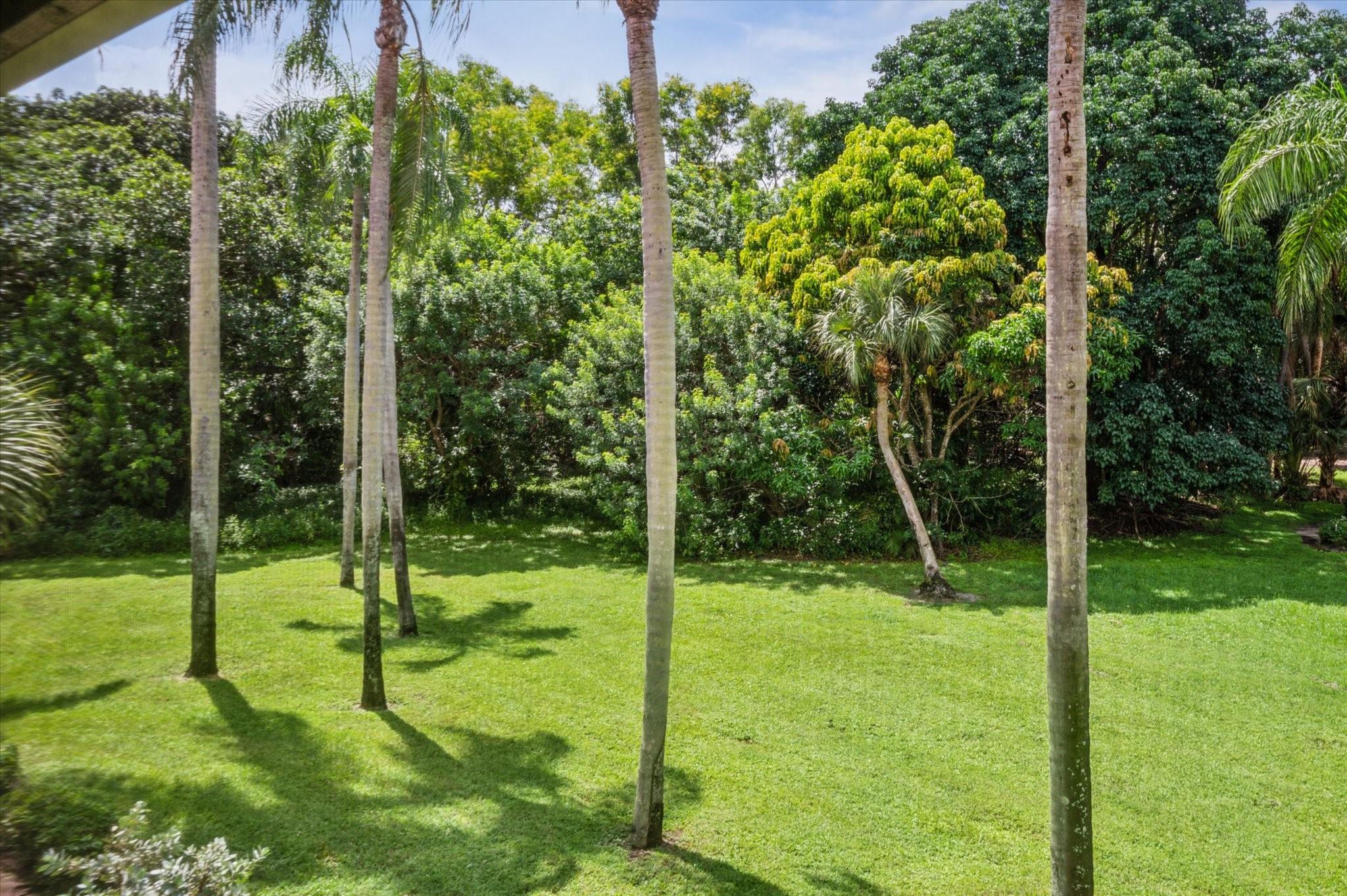 5750 Coach House Cir