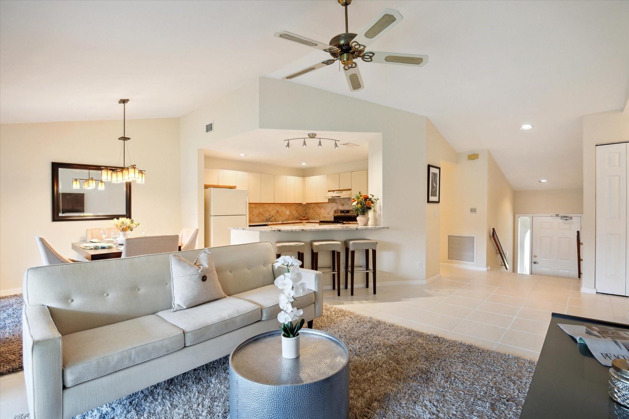 5750 Coach House Cir