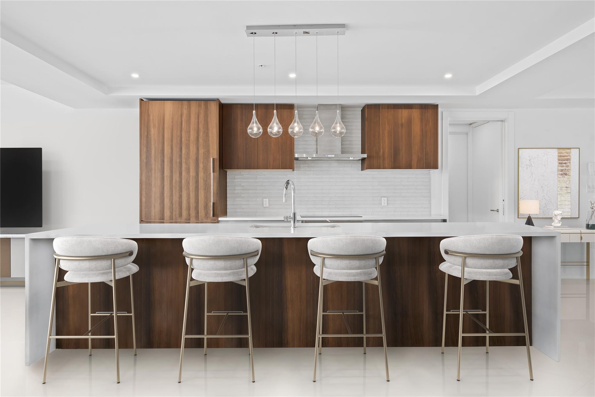 133 Isle of Venice Dr 301