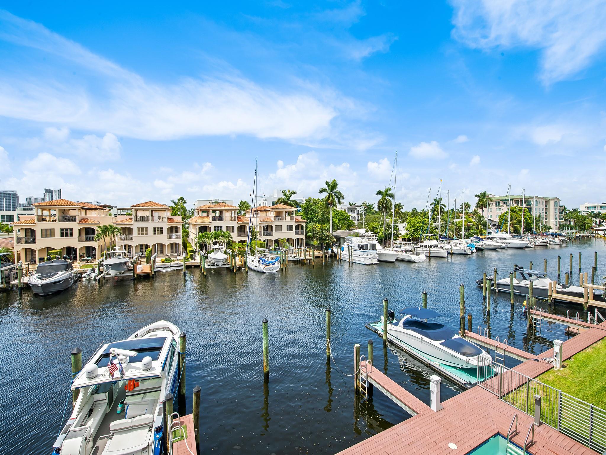 133 Isle of Venice Dr 301