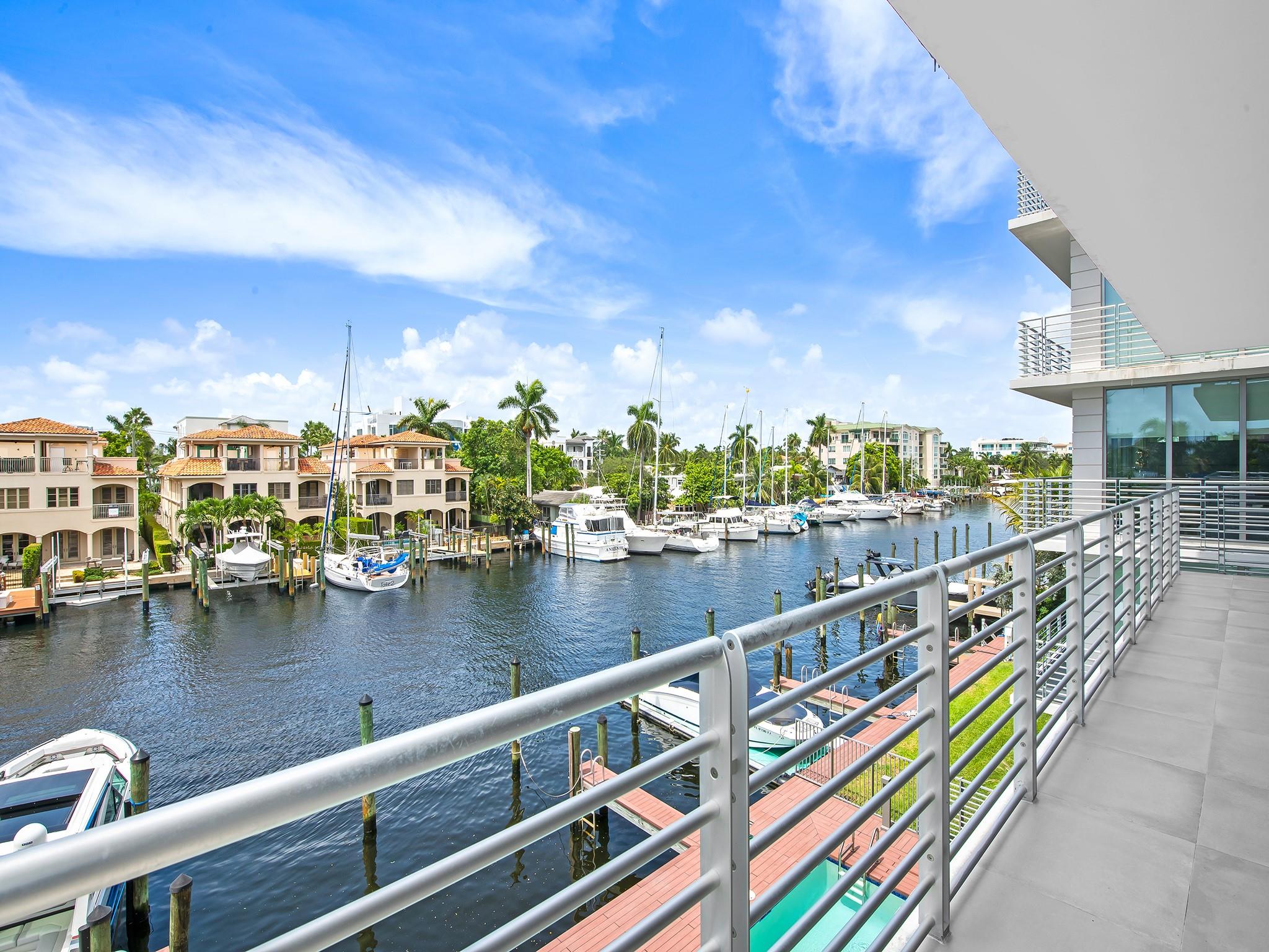 133 Isle of Venice Dr 301