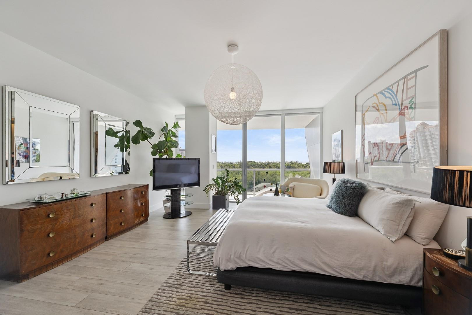 920 Intracoastal Drive 801