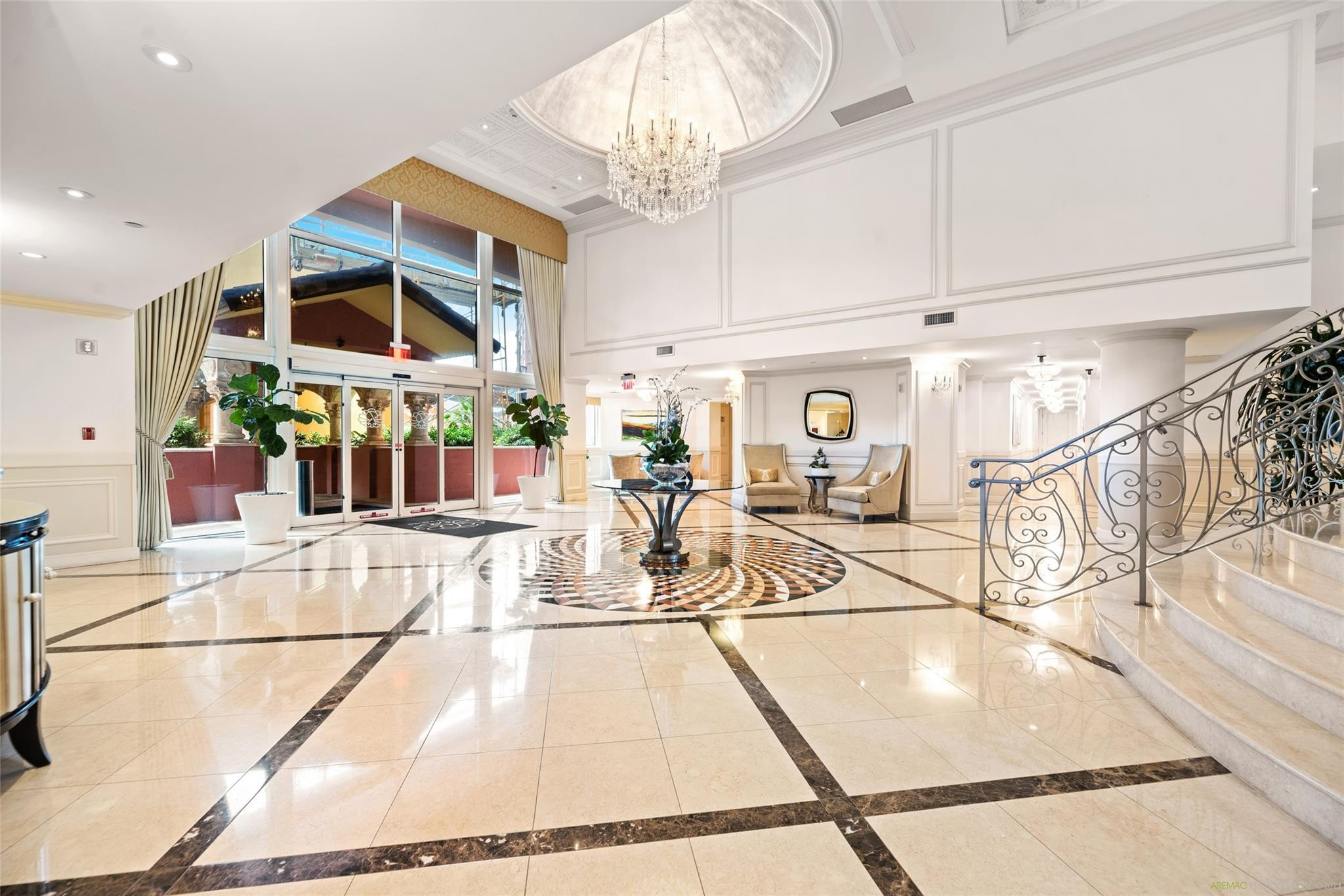 2110 N Ocean Boulevard 9D
