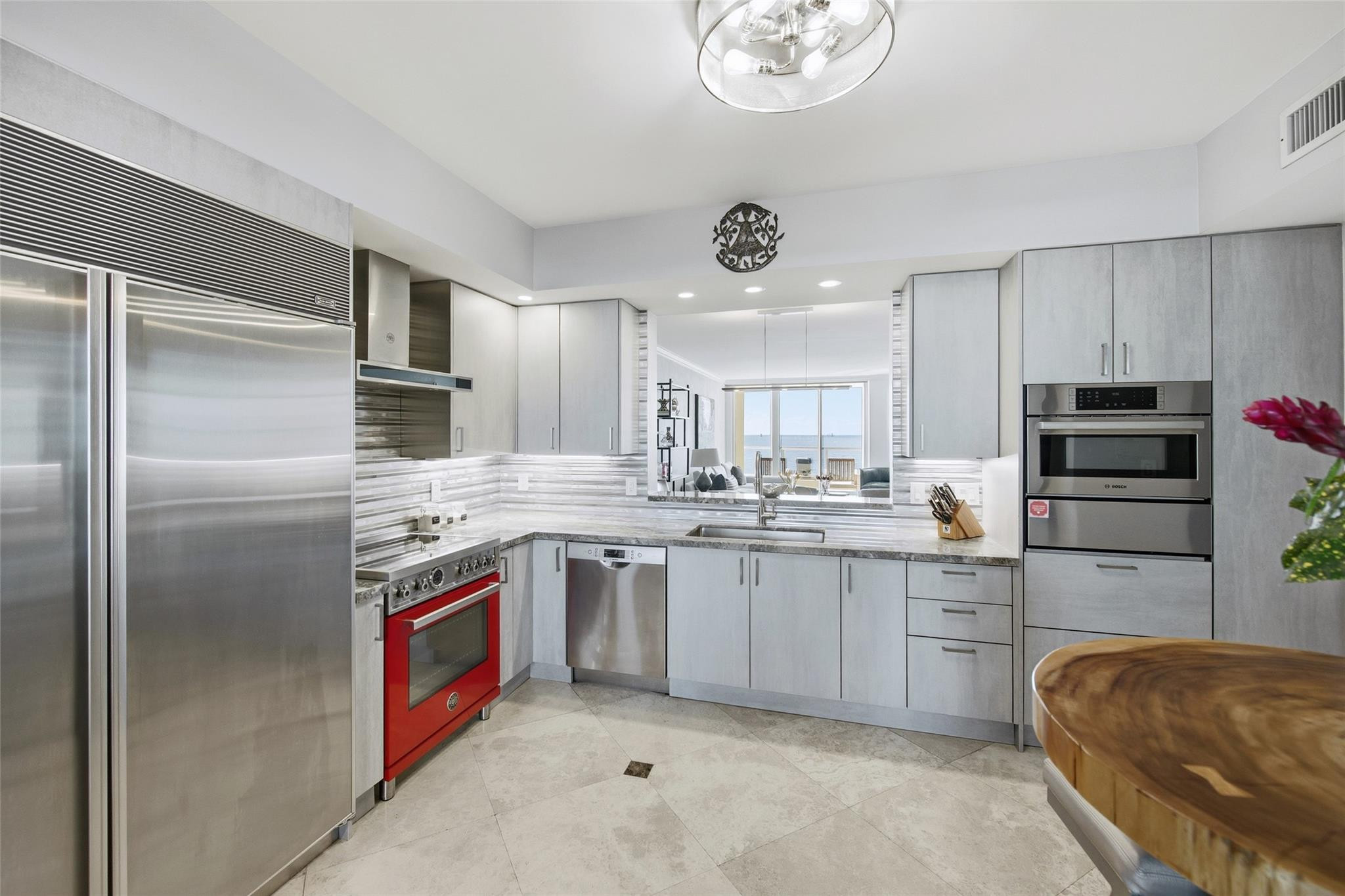 2110 N Ocean Boulevard 9D