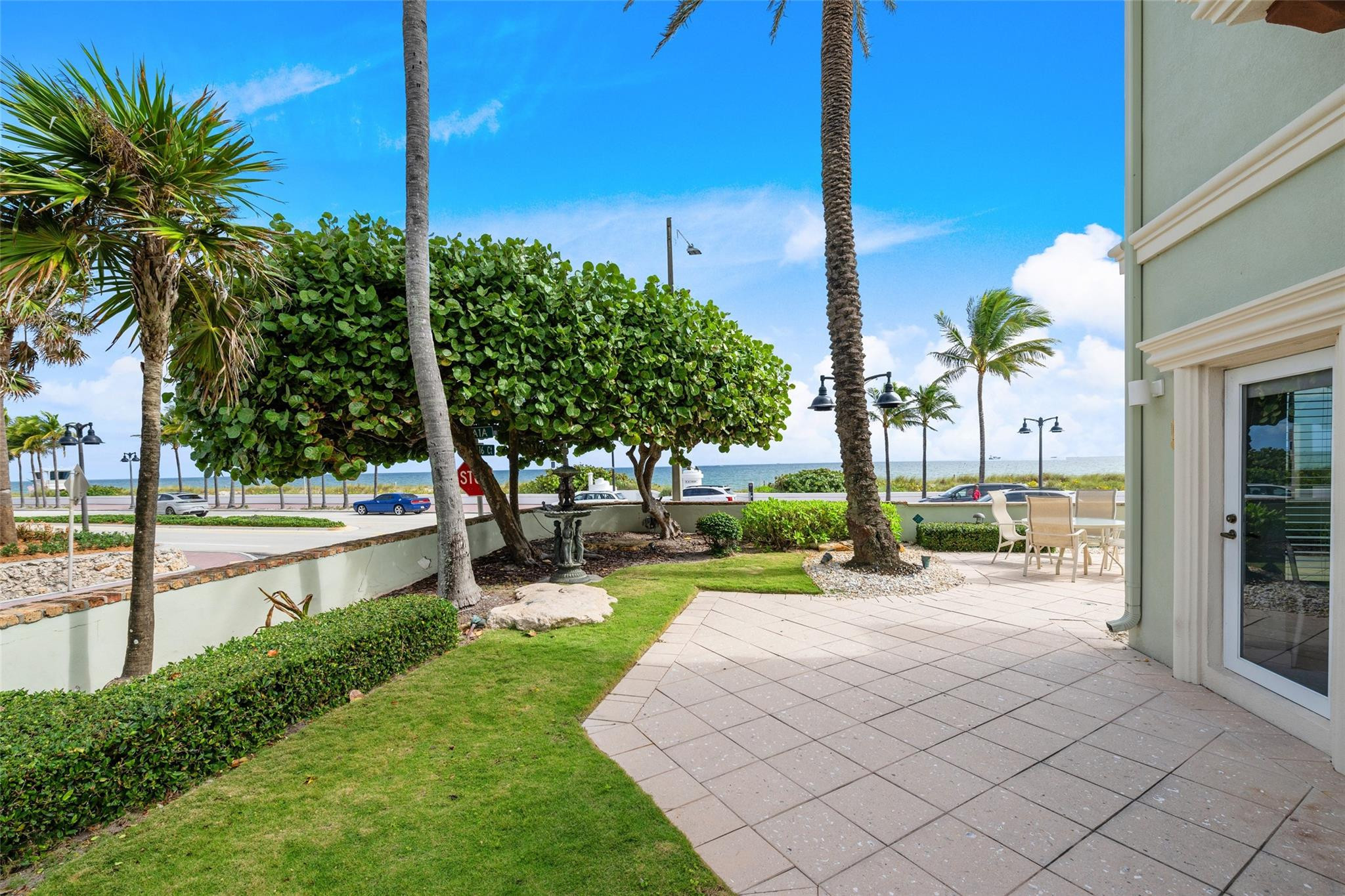 1617 N Fort Laud Bch Boulevard