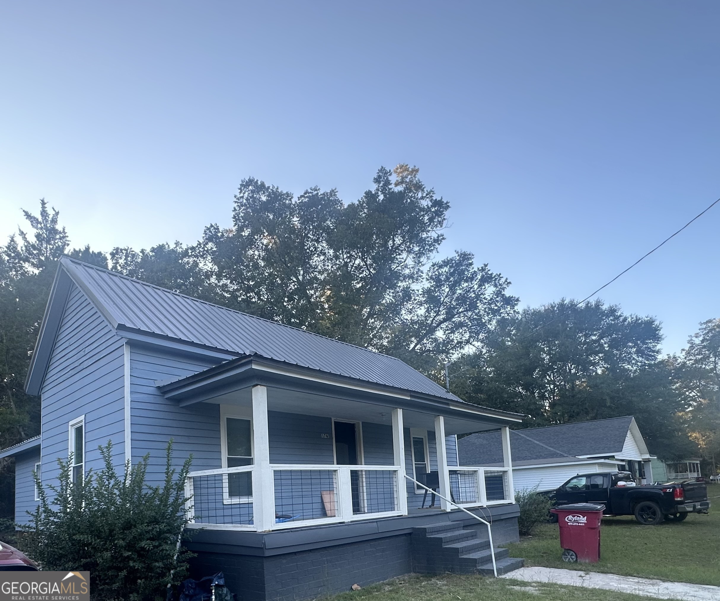 176 Main Street
