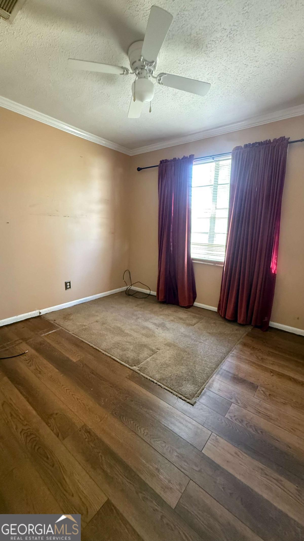180 N Main Street NW