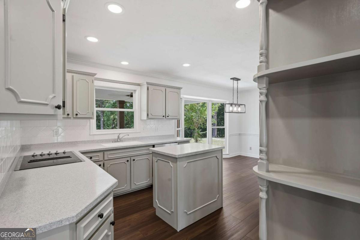 390 Dedrick Road