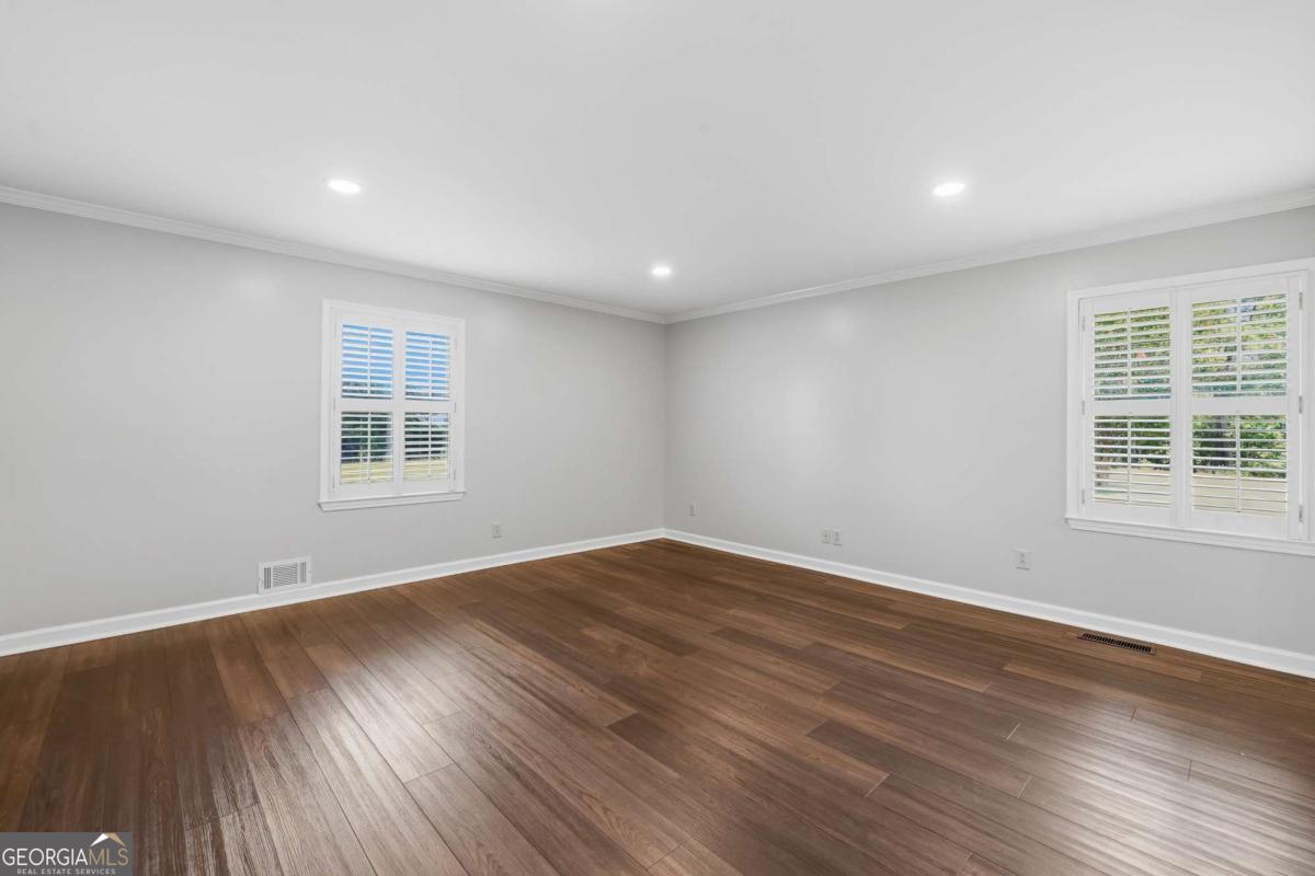 390 Dedrick Road