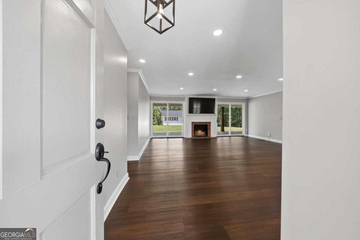 390 Dedrick Road