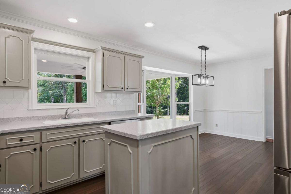 390 Dedrick Road