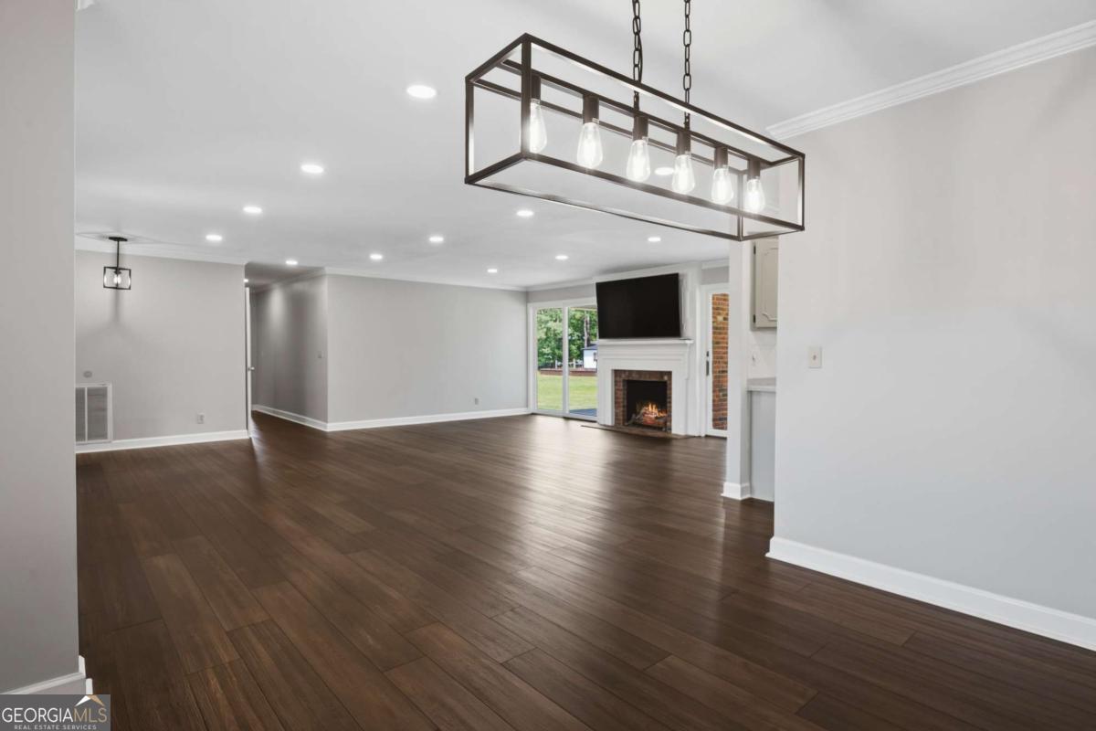 390 Dedrick Road