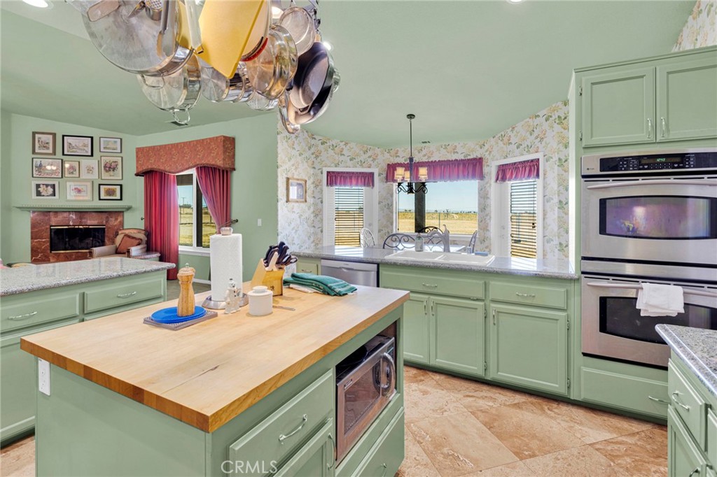 8828 Vincent Court