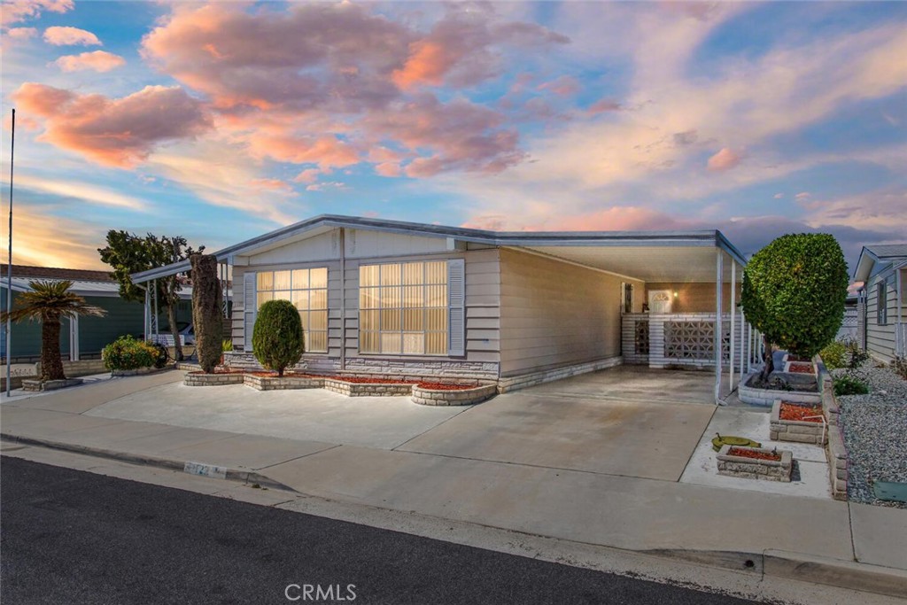 1122 Via Del Mesa