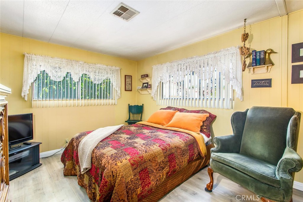 1122 Via Del Mesa