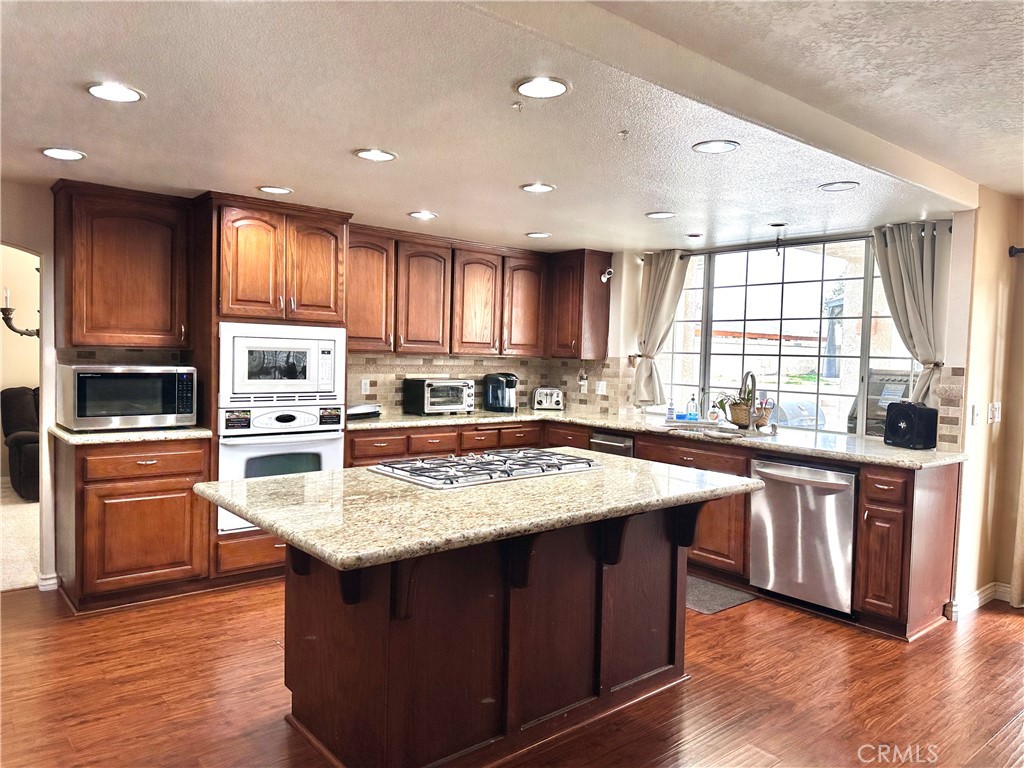 27365 Silver Lakes Parkway