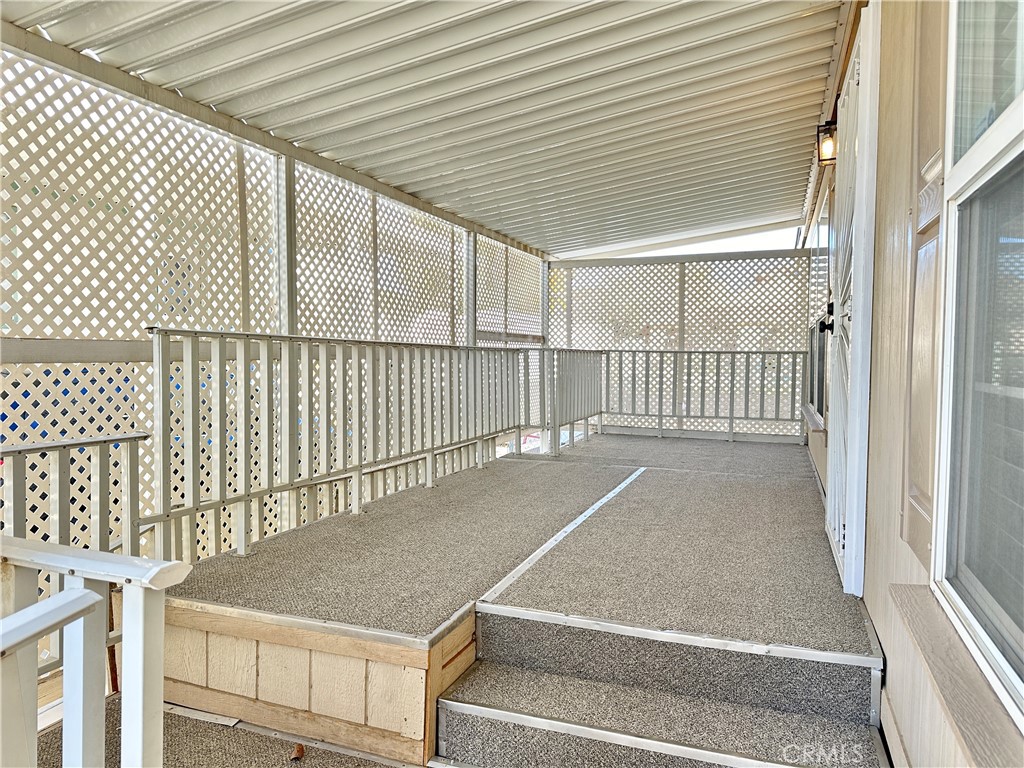 20843 Waalew Road C104