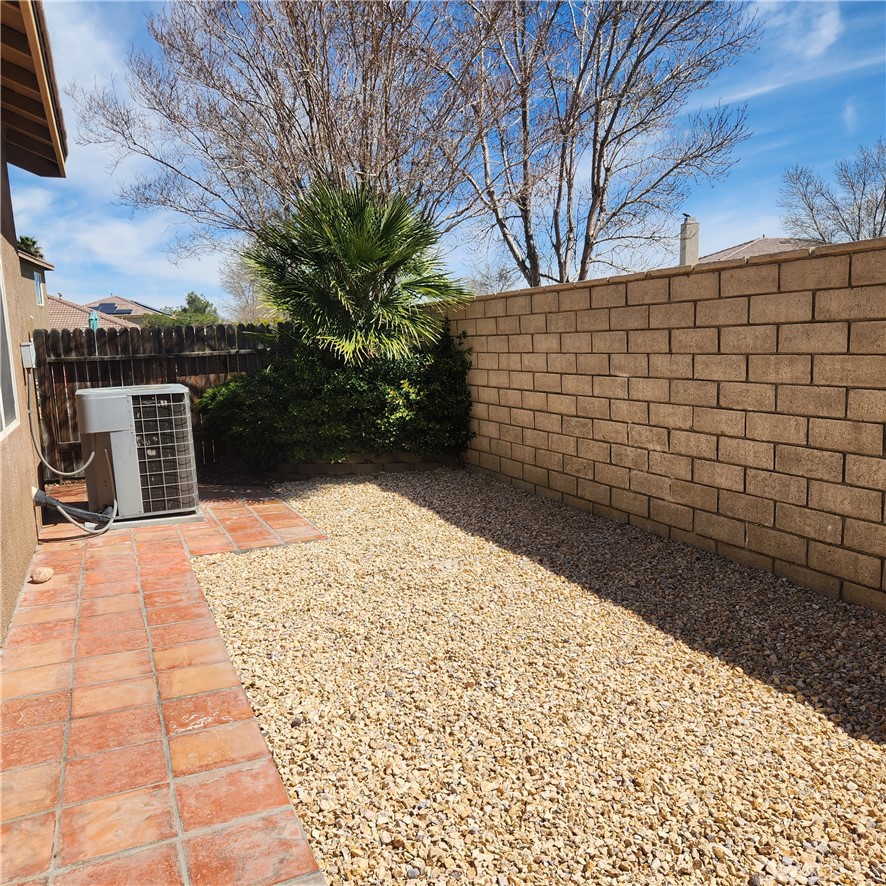 15121 Sorrel Road