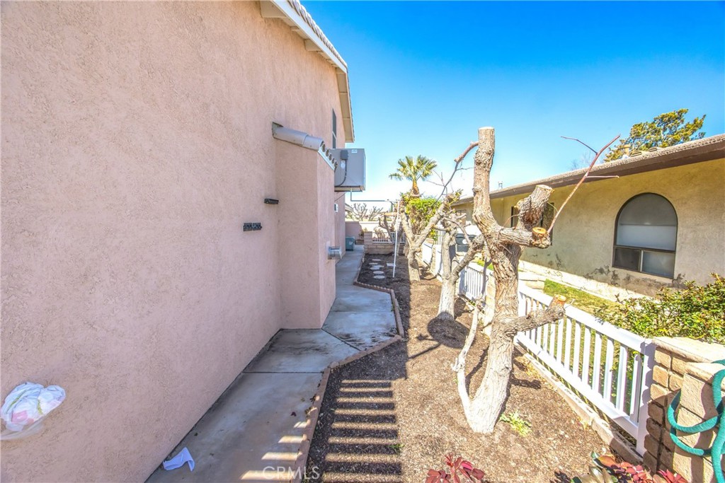 26621 Mariner Lane