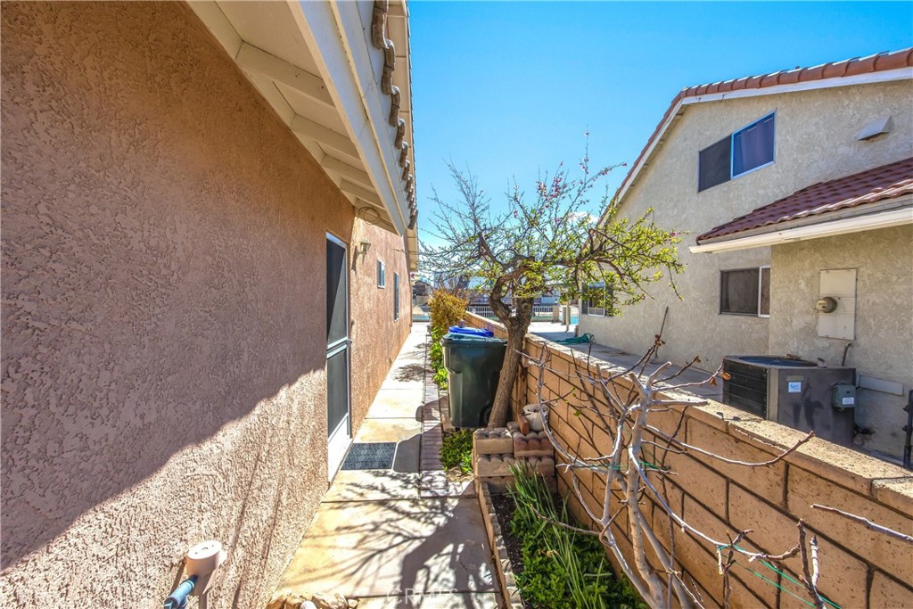 26621 Mariner Lane