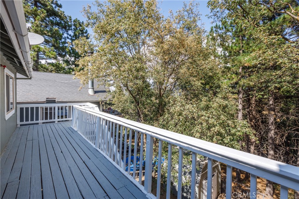 1187 Scenic Way