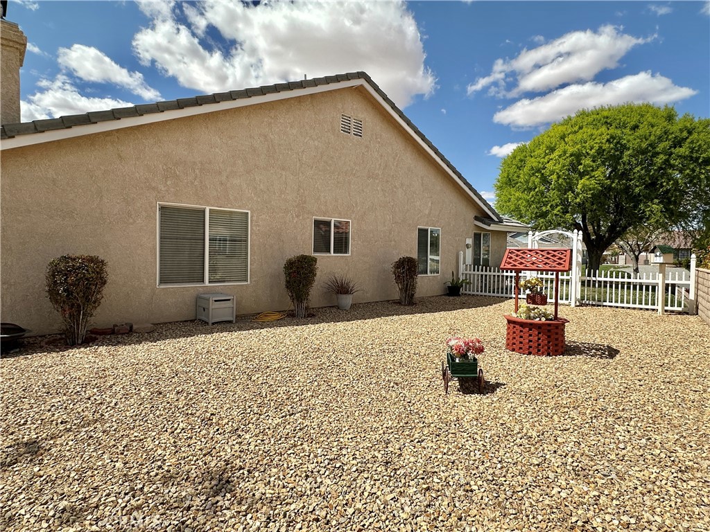 27813 Hummingbird Lane