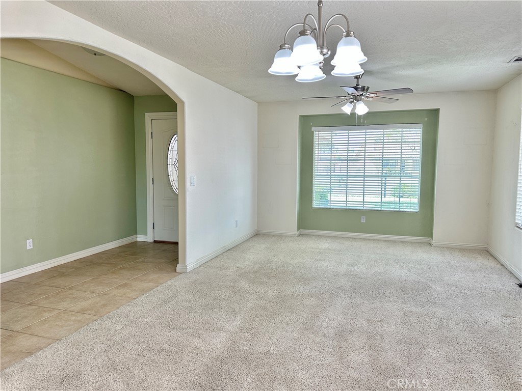 27813 Hummingbird Lane