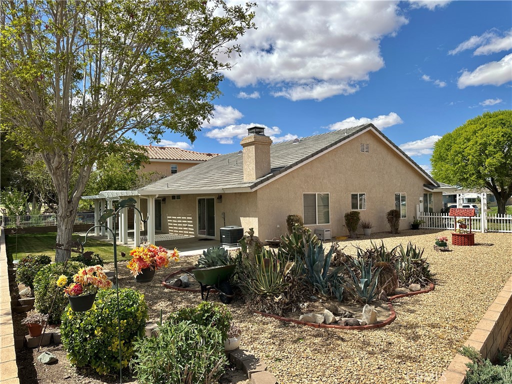 27813 Hummingbird Lane