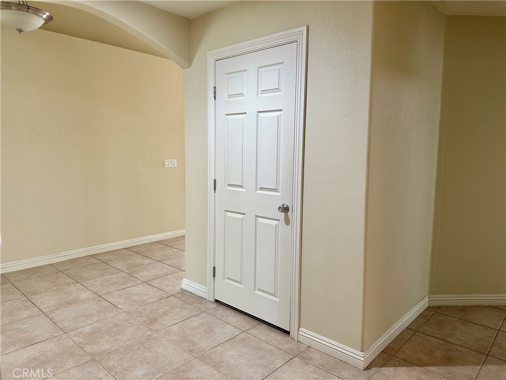 27813 Hummingbird Lane