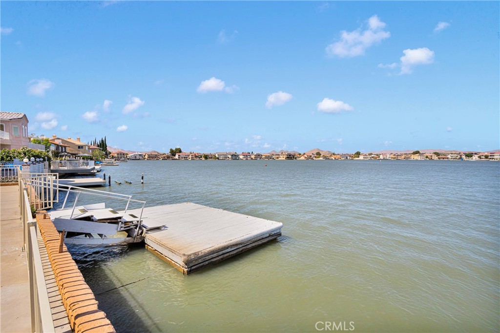 13835 Spring Valley