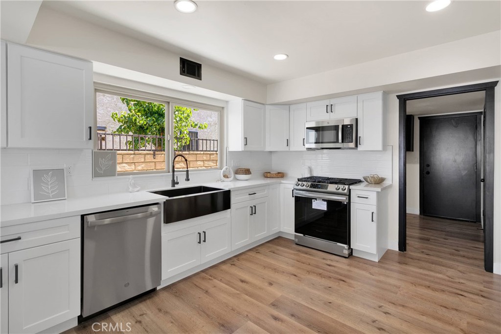 13835 Spring Valley