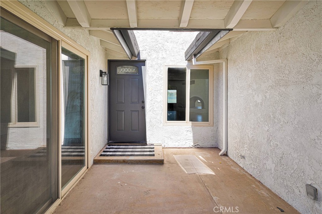 13835 Spring Valley