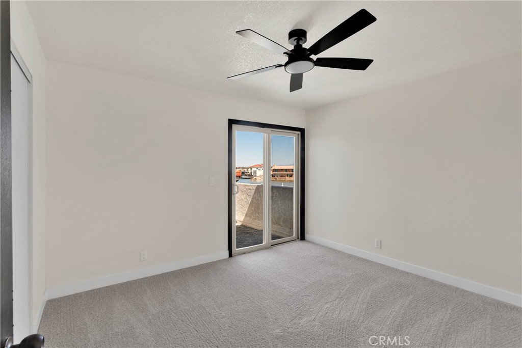13835 Spring Valley