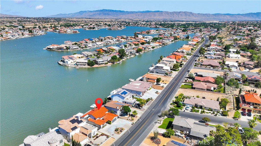 13835 Spring Valley