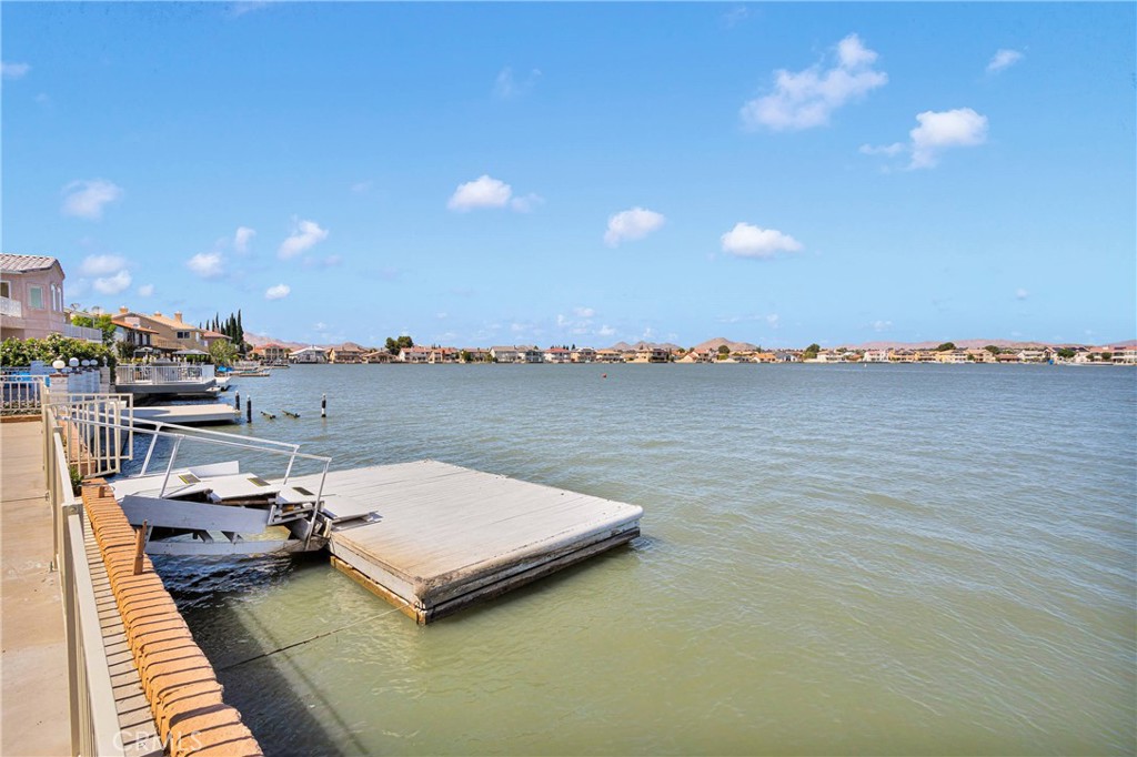 13835 Spring Valley